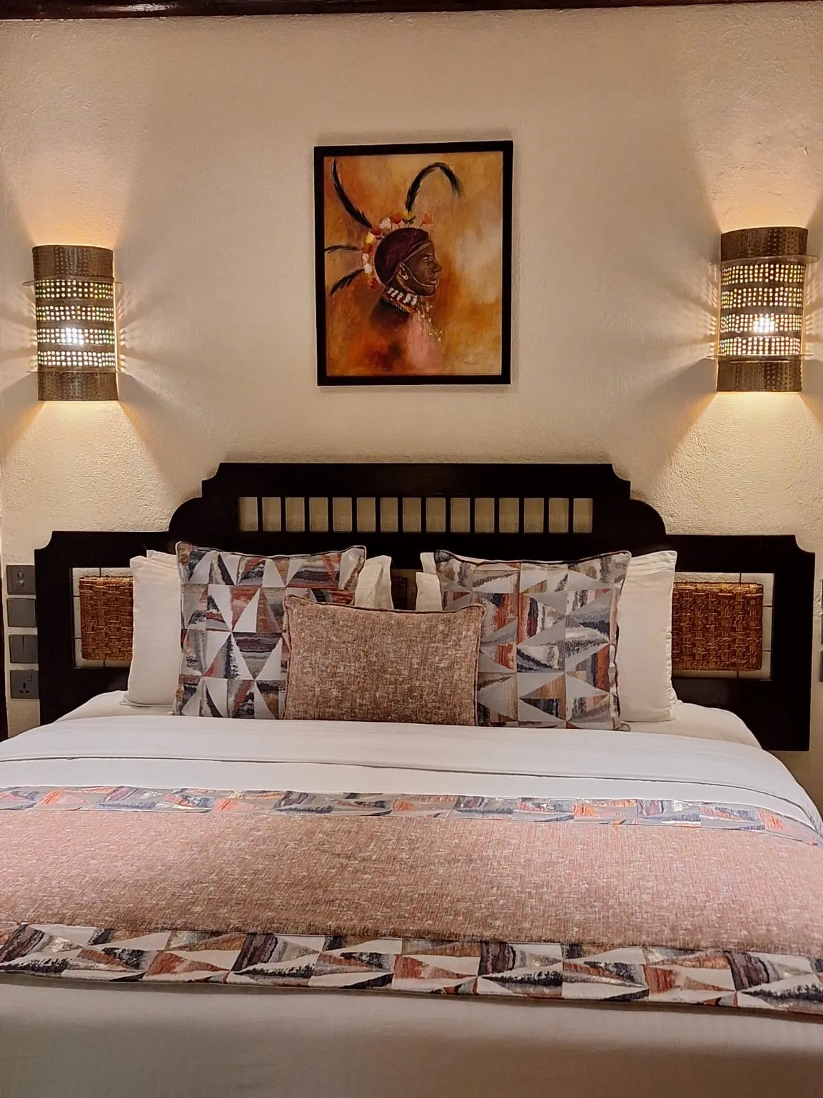 Bedroom viewed toward the headboard — Sarova Shaba — West Wing